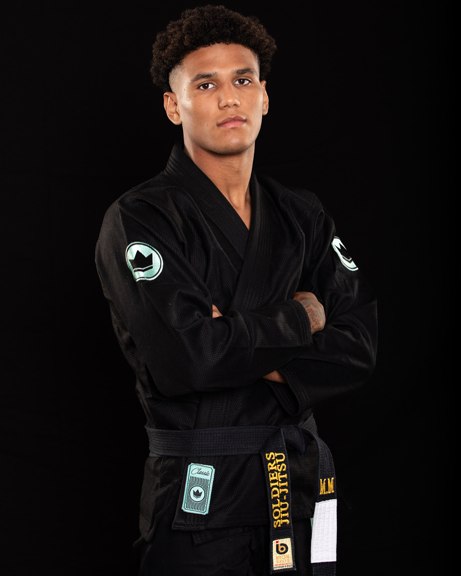 Meyram Maquine Ação